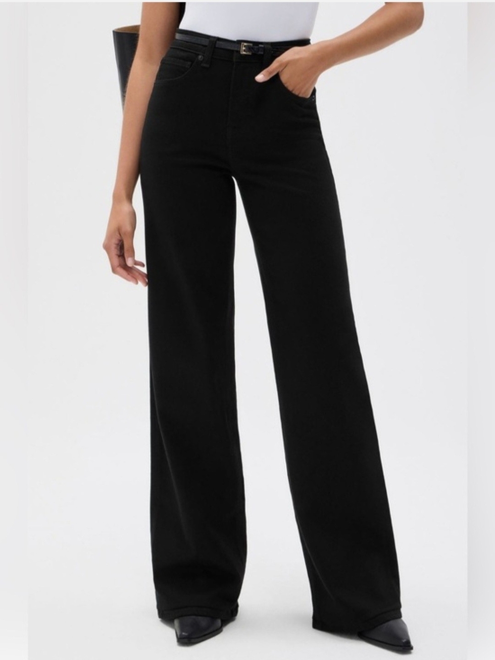 NWT- Fabletics High Rise Black Wide Leg Jean Women's Size 26